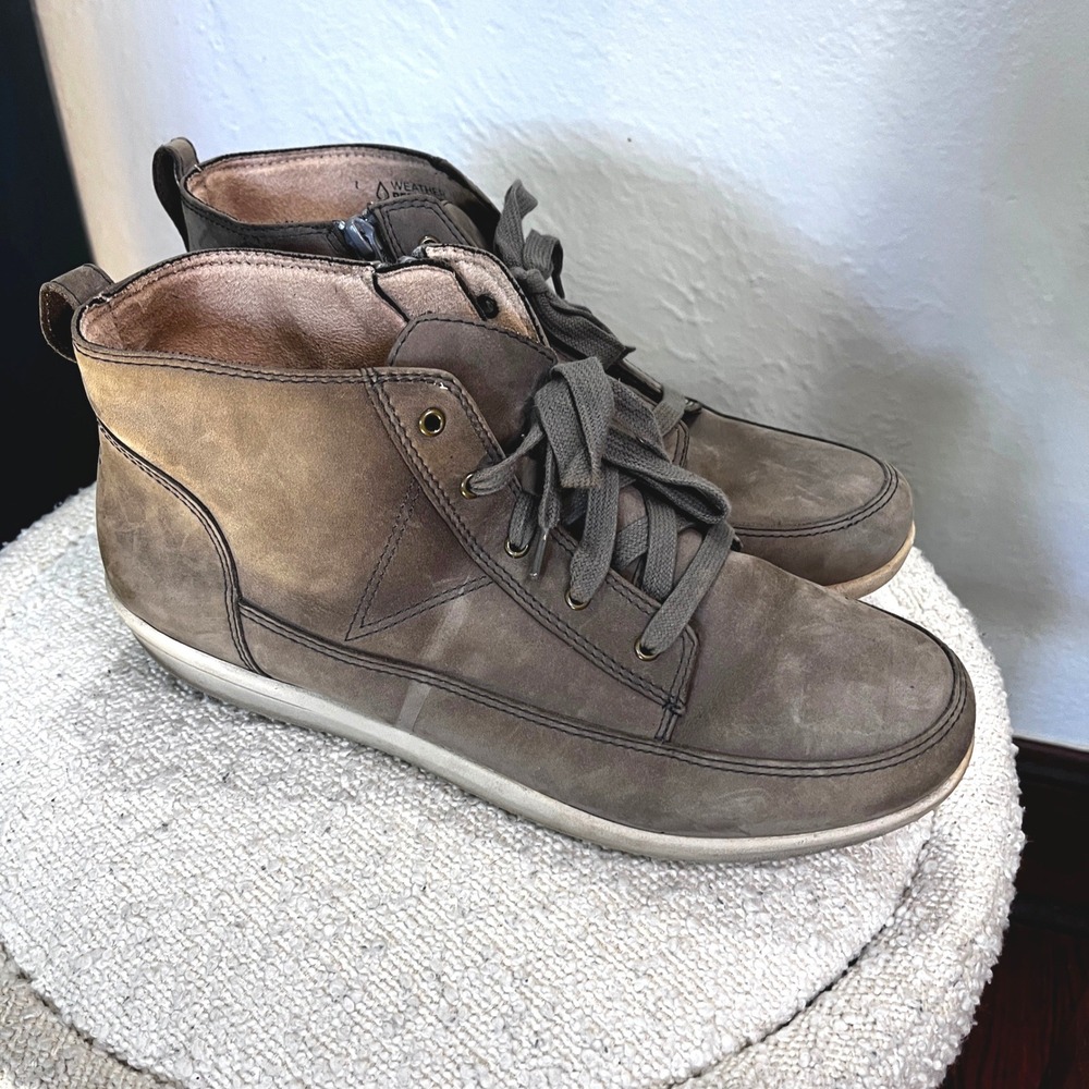 Vionic Shawna Brown Leather Weather Resistant High Top Sneakers Wide 11 TVW5438